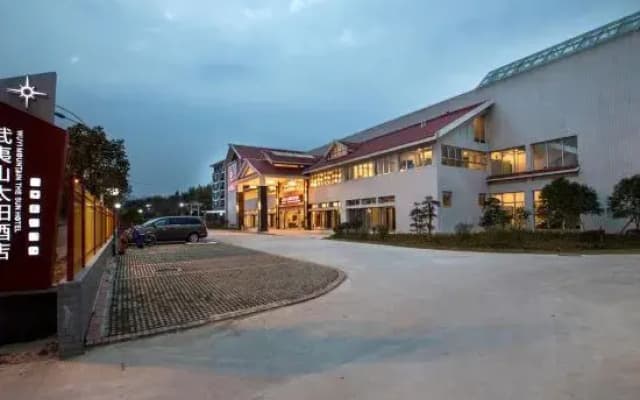 Sun Hotel