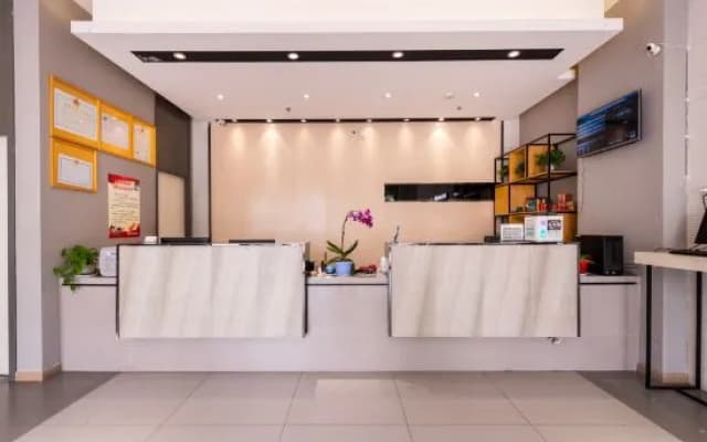 Homeinn Ripple Yun Hotel (Xianyang Kangle Road Kaihuang Plaza)