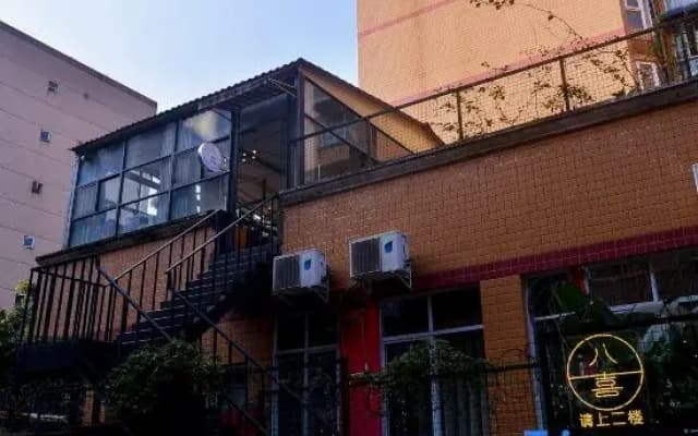 Baxi Youth Hostel