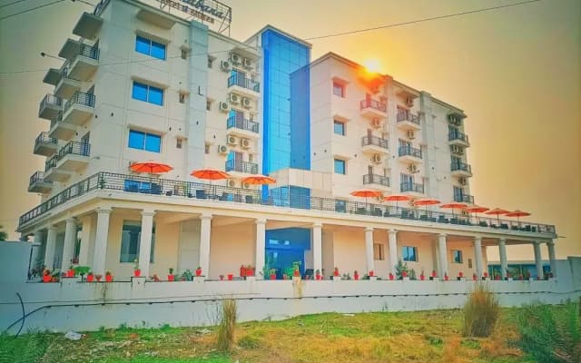 Sambhabana Hotel & Suites