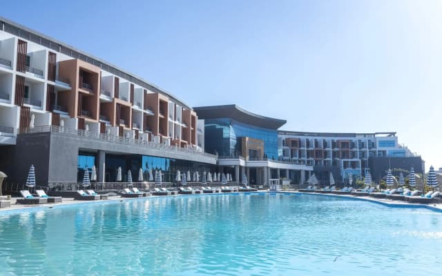 Gewan White Beach Resort-New Alamein