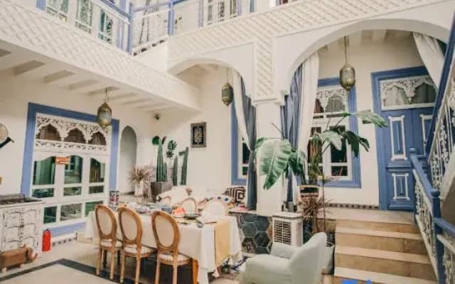 Yi Jing Qian Xun Homestay