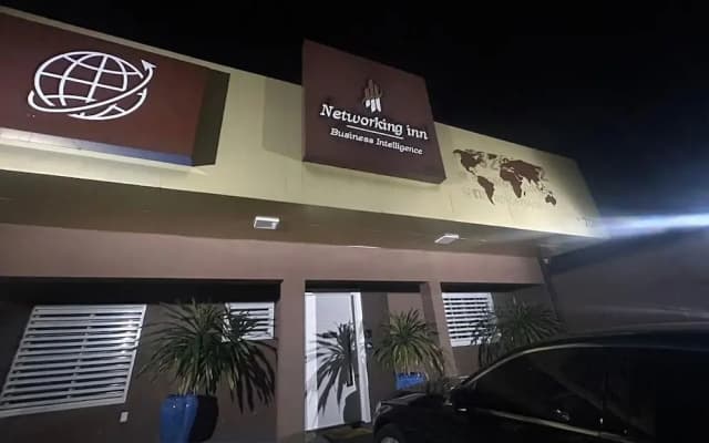NetworkInn Hostel Business & Academico2
