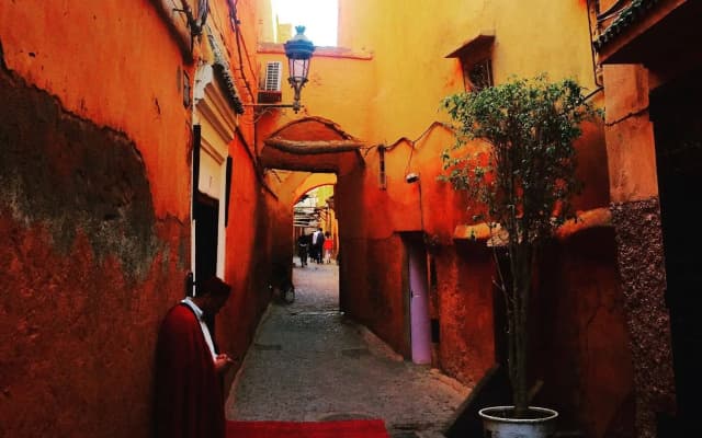 Riad 144