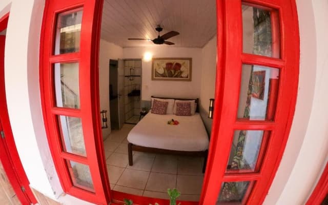 Leo's Clan Beach Hostel
