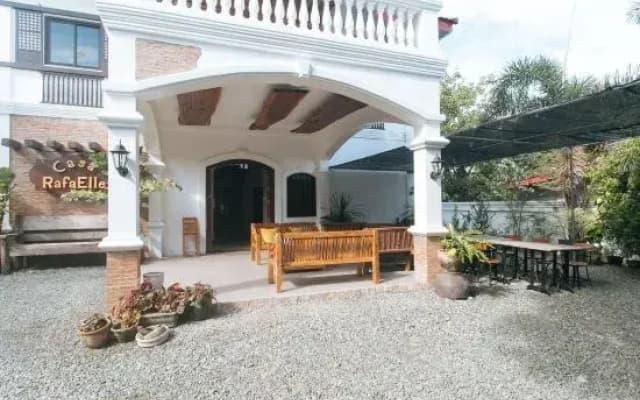 Reddoorz @ Casa Rafaelle Transient Ilocos Sur