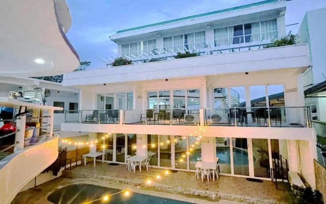 Arkipelago Divers and Beach Resort