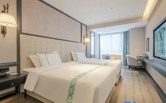 Xi'an Hotel (Harbin Ice and Snow World Shimaodadao Metro Station)