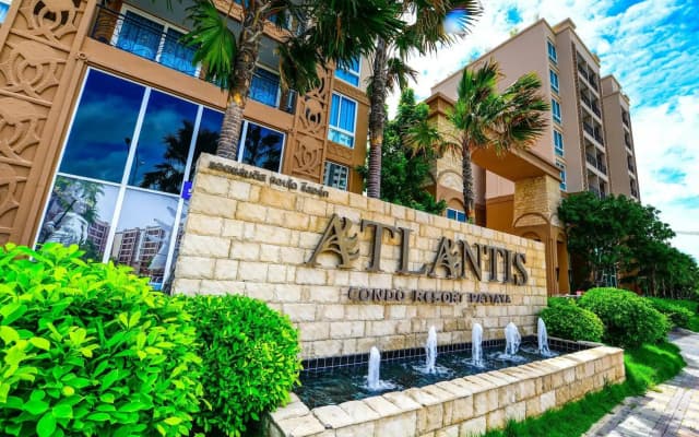 Atlantis Condo Resort by Natnarin