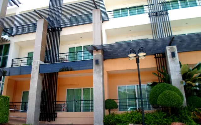 The O Valley Hotel