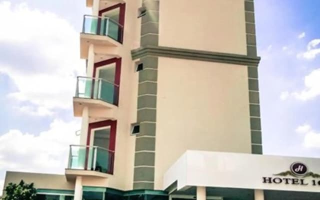 Hotel 1000