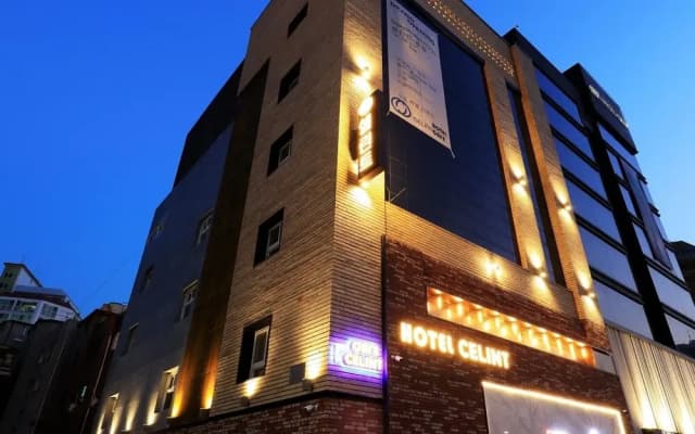 Celint Hotel