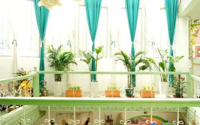 Muse Cafe Guesthouse