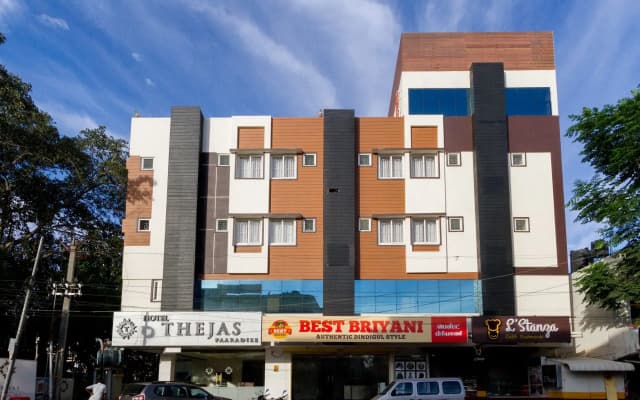 Fabhotel Thejas Paaradise