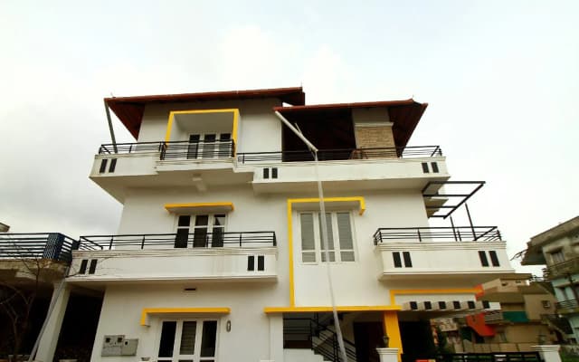 OYO 17311 Alaka Rester Home Stay