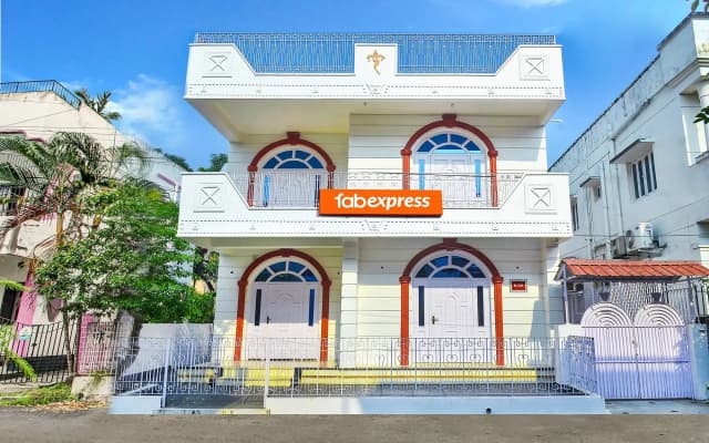 FabExpress Kolkata Residency