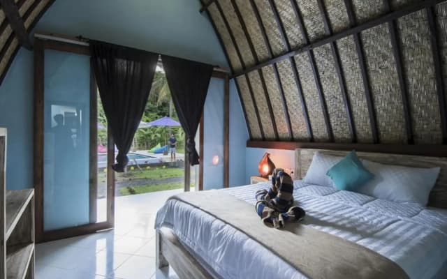 Apit Lawang Villas