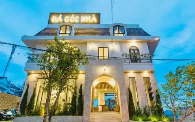 Da Goc Nha Boutique Hotel