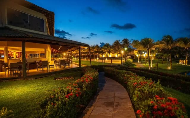 Dom Pedro Laguna Beach Resort & Golf