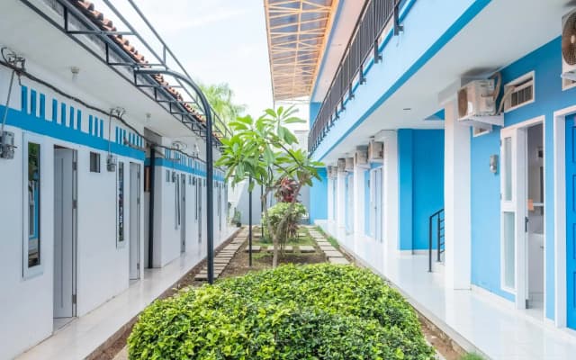 Hz Residence