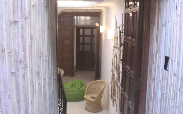 Bunkin Hostel