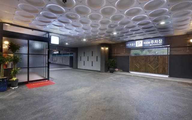 Motel 123