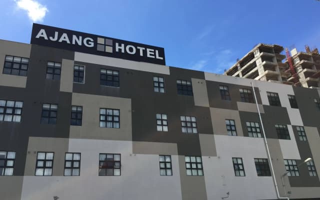 Ajang Hotel