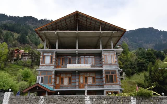 OYO 13464 Kanchanikoot