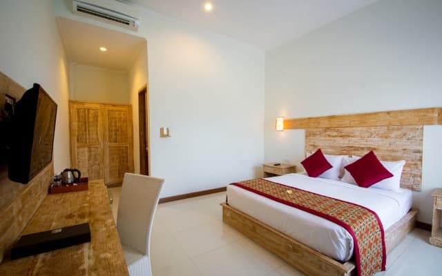 Lovina Beach Club And Resort