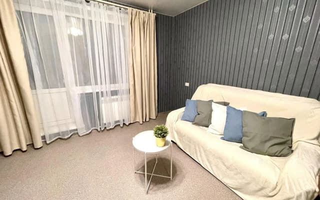 Home Hotel (Хоум Отель) на Есенина