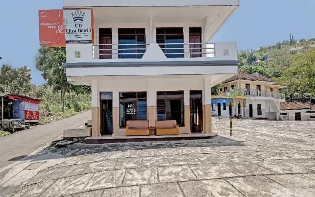 Collection O 91692 Hotel Citra Dewi 3 Hills