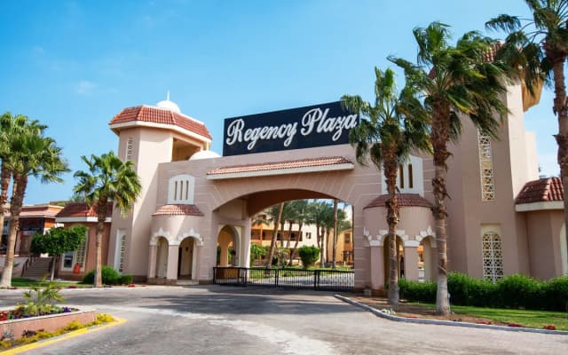 Regency Plaza Aqua Park & SPA