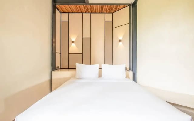 BAZ Villa 12 Studio 2 L Elegant 1BR Loft With Art Deco Flair Shared Pool