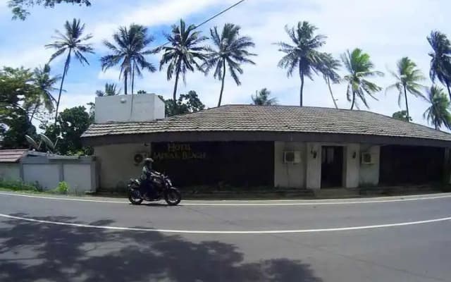 Hotel Pantai Merak