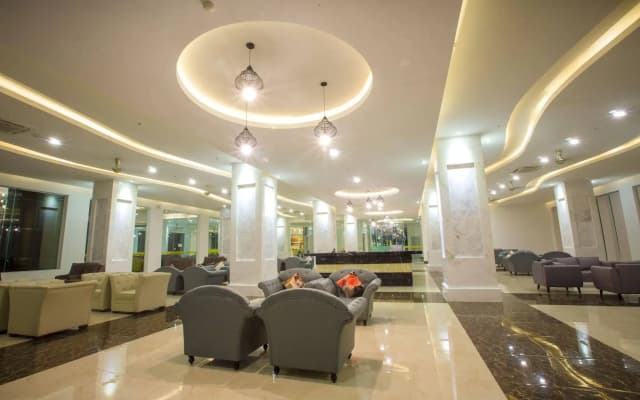 Golden Peak Resort & Spa