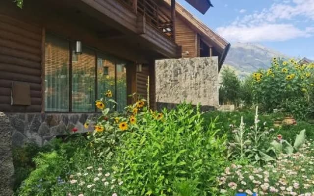 Hemu Taoyuan Guesthouse