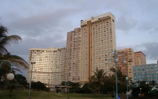 Southern Sun Northbeach Hotel
