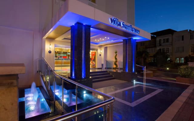Villa Sunflower Hotel