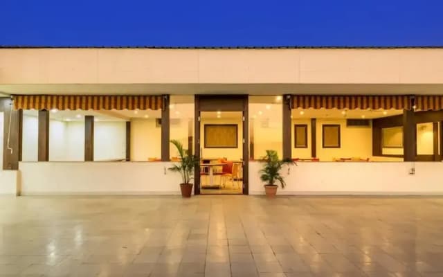 Hotel Drishti, Bhopal
