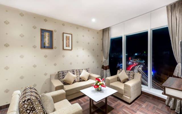 The Lotus Hotel Sameera