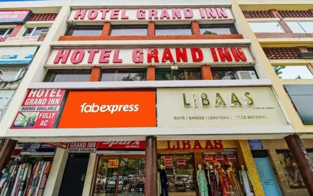 Hotel Grand Residency