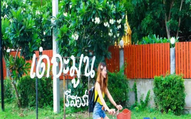 The Moon Resort Phetchaburi