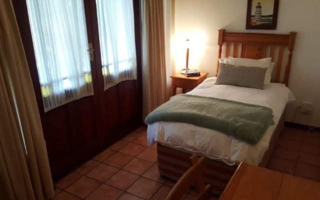Le Bay Lodge