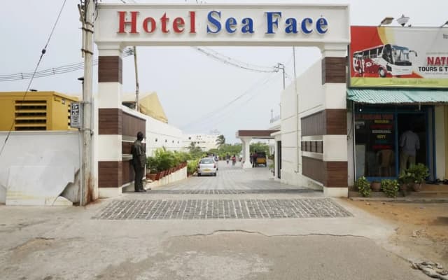 Hotel Seaface