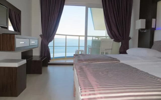 Arora Hotel