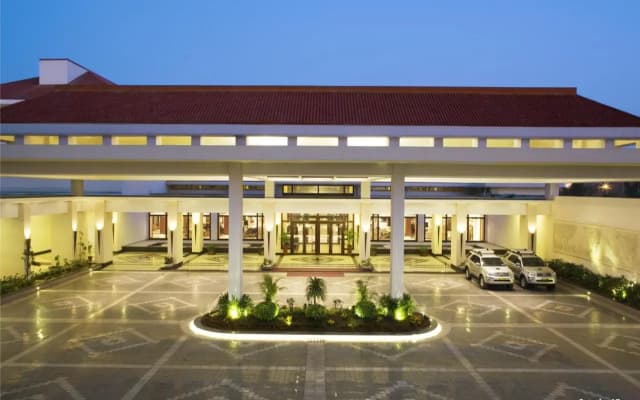 Jaypee Greens Golf & Spa Resort