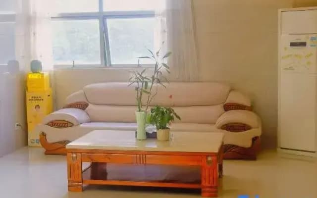 Yuelanwan Business Hostel