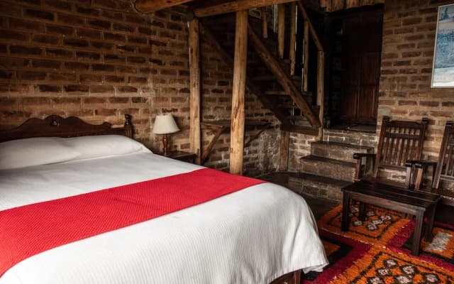 Hotel refugio pozo azul