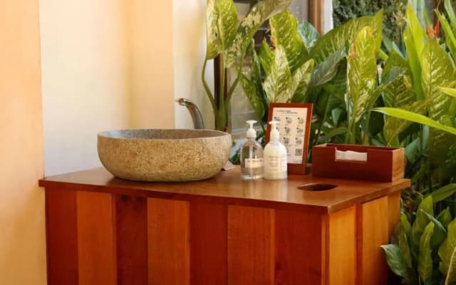 Capitán Suizo Beachfront Boutique Hotel