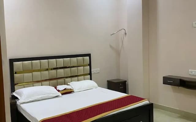 Shri Ram Paying Guest House
